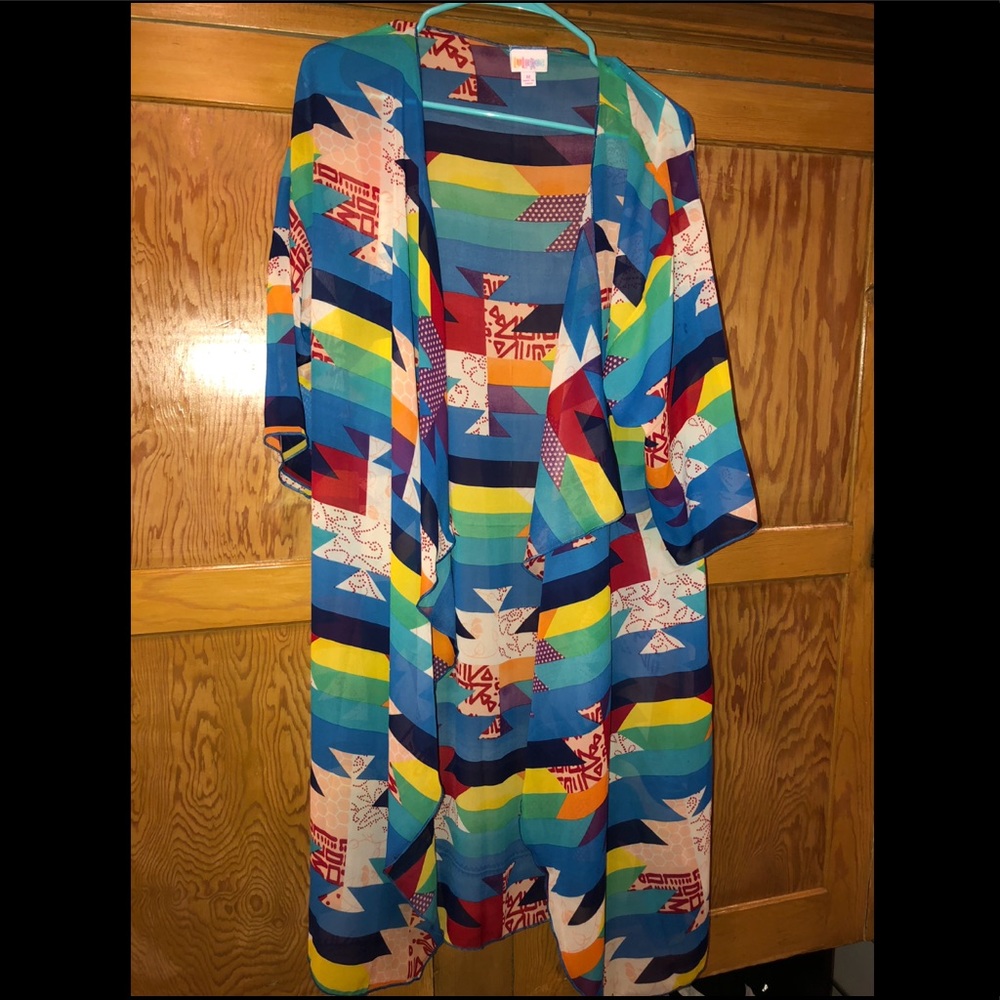 🦄LULAROE SHIRLEY🦄